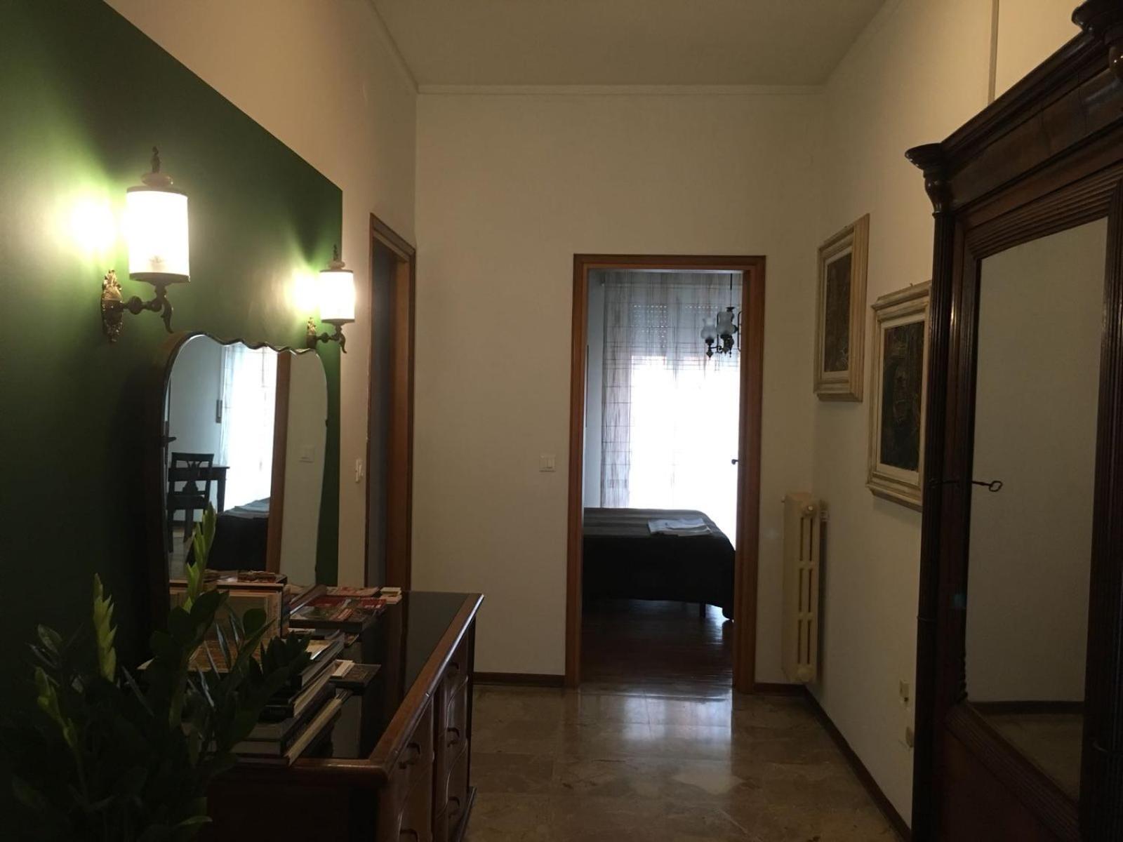 Affittacamere Room Ospedale Maggiore 파르마 외부 사진